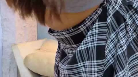 Snapshot of genesis_b_ chatting on March 19, 8:35 pm genesis_b_ online show from March 19, 8:35 pm