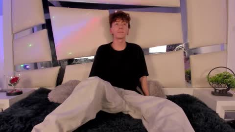 genesis_js online show from January 9, 4:37 am