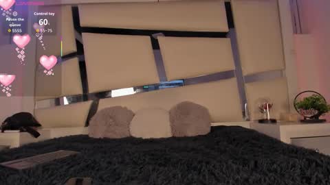 Snapshot of genesis_js chatting on February 15, 5:04 am genesis_js online show from February 15, 5:04 am