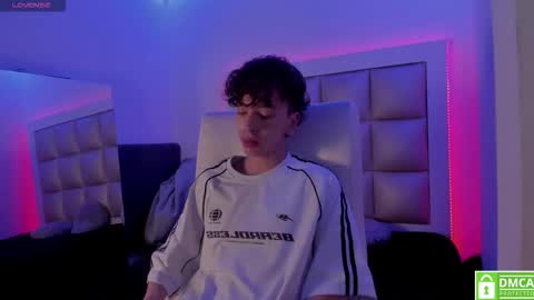 Snapshot of genesis_js chatting on March 5, 4:52 am genesis_js online show from March 5, 4:52 am