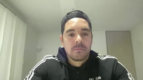 genesis_wb online show from March 5, 10:43 pm