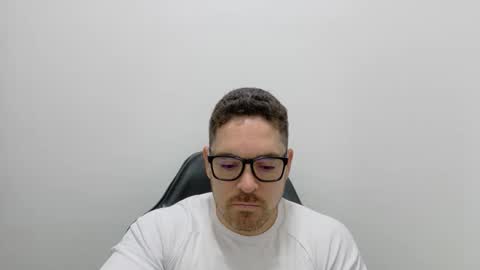 genesis_wb online show from May 28, 10:29 pm