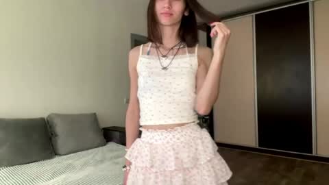 Snapshot of genevalinberg chatting on June 5, 8:09 am Kris online show from June 5, 8:09 am