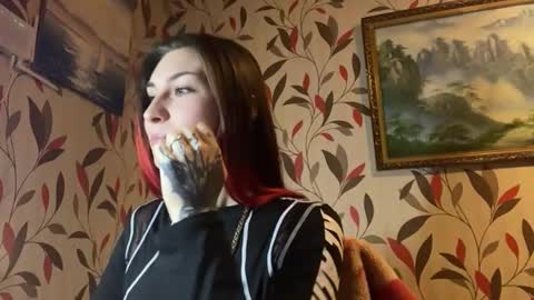 Snapshot of genevivewayson chatting on December 1, 7:24 am Martha online show from December 1, 7:24 am