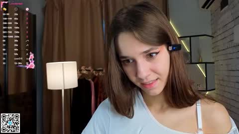 Amely  online show from September 19, 4:25 am