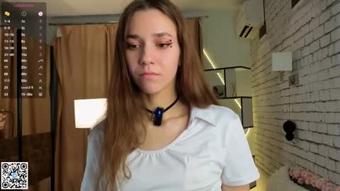 Amely  online show from October 29, 4:15 am