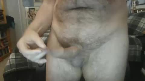 Snapshot of gentcallr chatting on November 8, 9:53 am Steve online show from November 8, 9:53 am