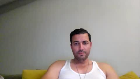 Snapshot of genteldevil chatting on April 25, 7:22 pm genteldevil online show from April 25, 7:22 pm