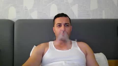 Snapshot of genteldevil chatting on May 5, 7:11 pm genteldevil online show from May 5, 7:11 pm
