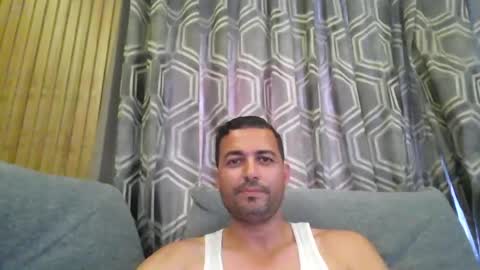 Snapshot of genteldevil chatting on June 18, 4:00 pm genteldevil online show from June 18, 4:00 pm