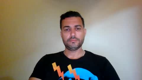 Snapshot of genteldevil chatting on June 21, 11:40 pm genteldevil online show from June 21, 11:40 pm