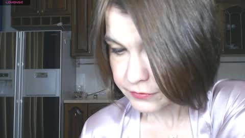 Snapshot of gentlywomen chatting on September 10, 1:22 pm Elena online show from September 10, 1:22 pm