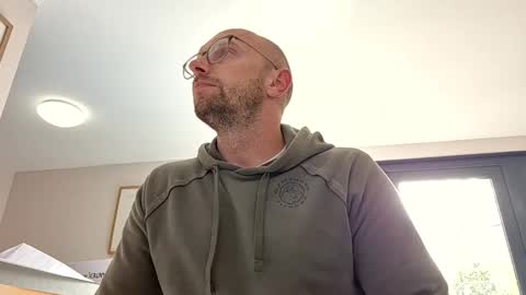 Snapshot of genuinecouple69 chatting on October 20, 12:49 pm genuinecouple69 online show from October 20, 12:49 pm