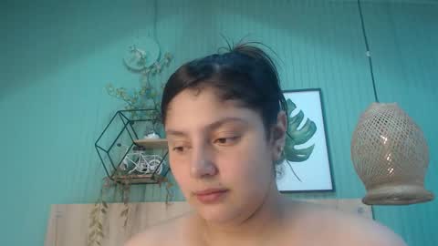 Snapshot of geo_jonnes25 chatting on November 22, 9:41 am Geo J online show from November 22, 9:41 am