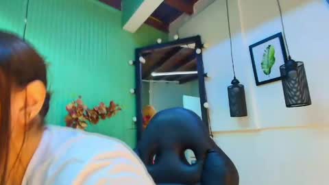 Snapshot of geo_jonnes25 chatting on June 6, 9:47 am Geo J online show from June 6, 9:47 am