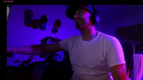  geoffferreal online show from September 29, 8:41 am
