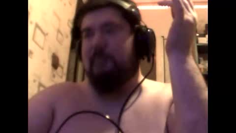 Snapshot of george84xxx chatting on April 16, 8:31 pm GeOOXXX online show from April 16, 8:31 pm