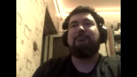 Snapshot of george84xxx chatting on April 17, 10:13 pm GeOOXXX online show from April 17, 10:13 pm