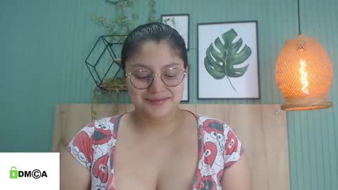 Snapshot of george_jonnes69 chatting on February 25, 9:53 am Geo J online show from February 25, 9:53 am