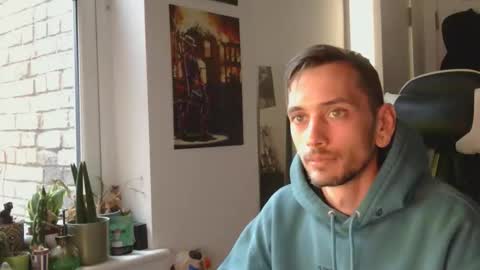 Snapshot of georgek0011 chatting on February 15, 3:53 pm georgek0011 online show from February 15, 3:53 pm