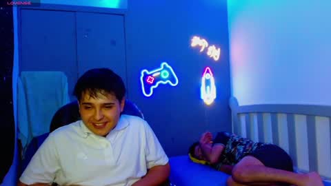 Snapshot of georgesmith_1 chatting on January 26, 8:13 pm GEORGE online show from January 26, 8:13 pm