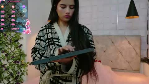 Snapshot of georgia_candy chatting on June 29, 2:51 am georgia_candy online show from June 29, 2:51 am