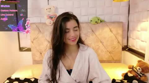 Snapshot of georgia_candy chatting on August 5, 4:37 am georgia_candy online show from August 5, 4:37 am