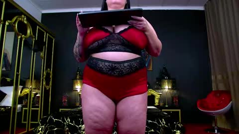 Snapshot of georgialerox chatting on October 19, 1:01 pm GeorgiaLerox online show from October 19, 1:01 pm