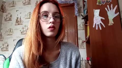 Snapshot of georgianahaeussler chatting on March 20, 10:20 am Ellie online show from March 20, 10:20 am