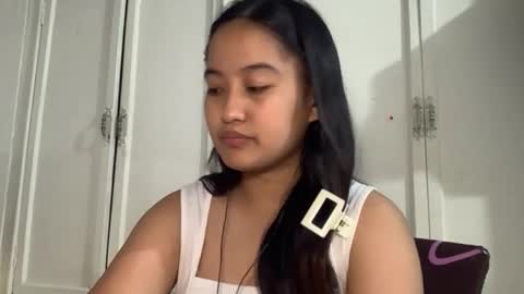 Emma online show from March 27, 11:43 am