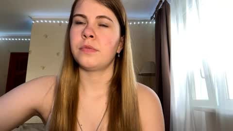 Amy is here ntmuMy TG MaevAmy online show from April 10, 1:27 pm