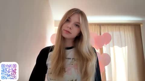 Chloe online show from September 22, 8:38 am
