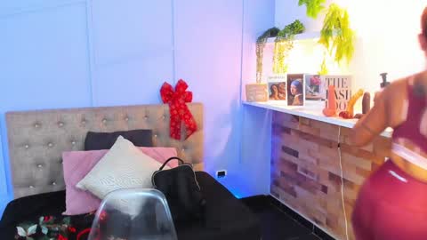 Snapshot of georgina_coule chatting on December 18, 12:07 pm Georgina Coule online show from December 18, 12:07 pm