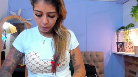 Snapshot of georgina_coule chatting on January 27, 11:54 am Georgina Coule online show from January 27, 11:54 am