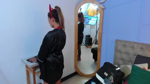 Snapshot of georgina_coule chatting on January 27, 5:58 pm Georgina Coule online show from January 27, 5:58 pm