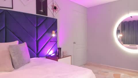 Snapshot of georgina_sensuelle chatting on November 28, 11:13 am Georgina online show from November 28, 11:13 am