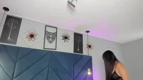 Georgina  online show from December 17, 11:05 am