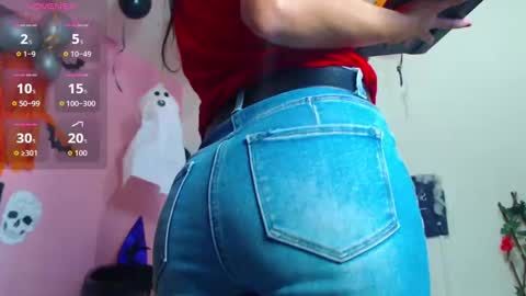 Snapshot of georginabianco chatting on October 21, 12:06 pm Georgi online show from October 21, 12:06 pm