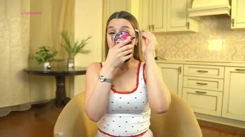 My name is Kelly online show from November 23, 3:17 am