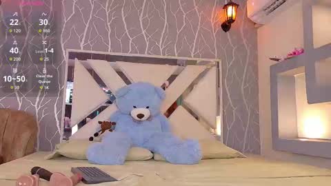    online show from October 14, 12:17 pm