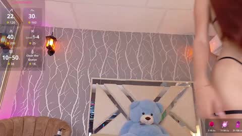    online show from October 15, 12:27 pm