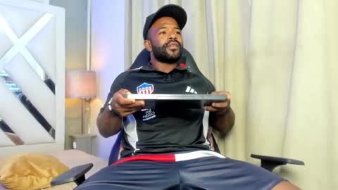 Snapshot of gerald_scott7 chatting on November 20, 4:12 am GERALD online show from November 20, 4:12 am