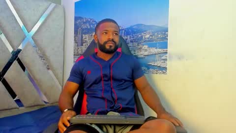 Snapshot of gerald_scott7 chatting on December 4, 3:49 am GERALD online show from December 4, 3:49 am