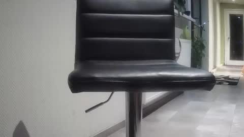 geranimo431374 online show from October 26, 4:29 am