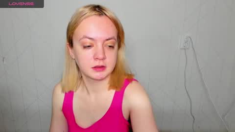 Snapshot of gerda_bloempje chatting on February 1, 12:51 am Gerda online show from February 1, 12:51 am