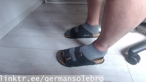 GermanSoleBro online show from May 31, 2:57 pm