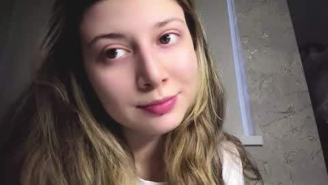 Snapshot of gertudewinfough chatting on December 2, 1:17 pm Diana online show from December 2, 1:17 pm