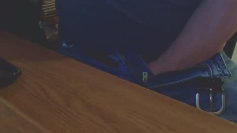 Snapshot of geterdone69mmm chatting on May 24, 8:25 pm geterdone69mmm online show from May 24, 8:25 pm