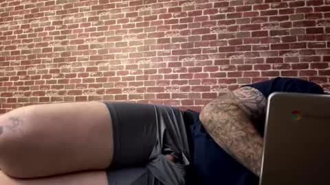 getithititnsplit online show from December 19, 3:41 pm