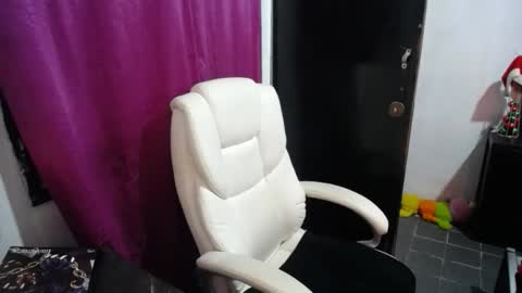 ggemas online show from December 16, 2:22 pm